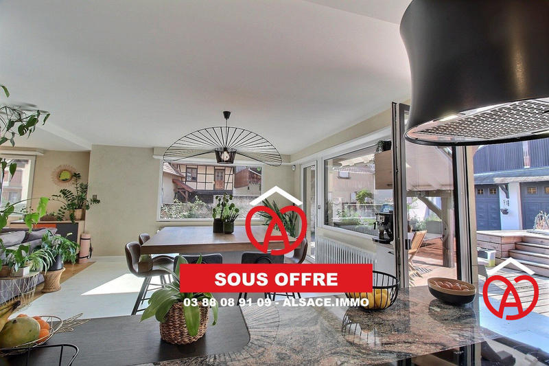 Maison - 229 m² - 7 pièces