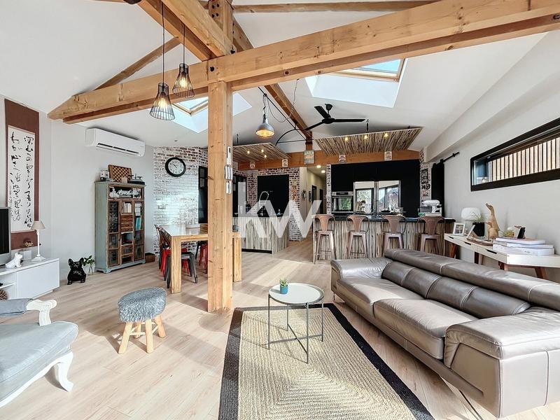 Appartement - 107 m² - 4 pièces