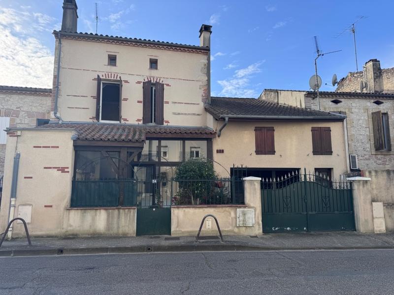 Maison - 170 m² - 5 pièces