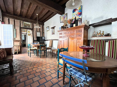 Maison - 189 m² - 7 pièces