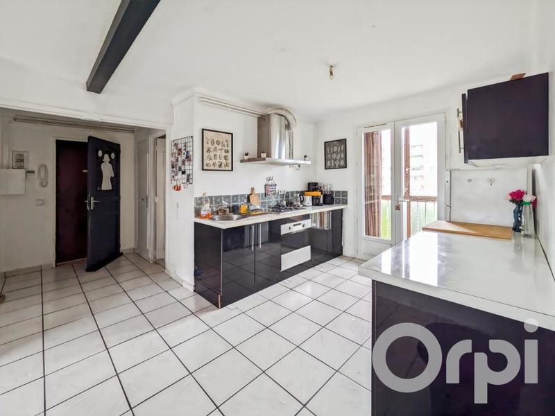 Appartement - 67 m² - 4 pièces