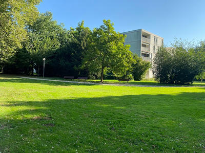 Appartement - 104 m² - 5 pièces