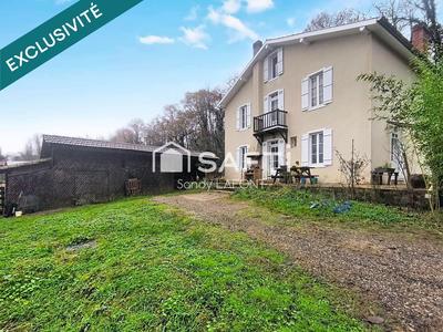 Maison - 160 m² - 6 pièces