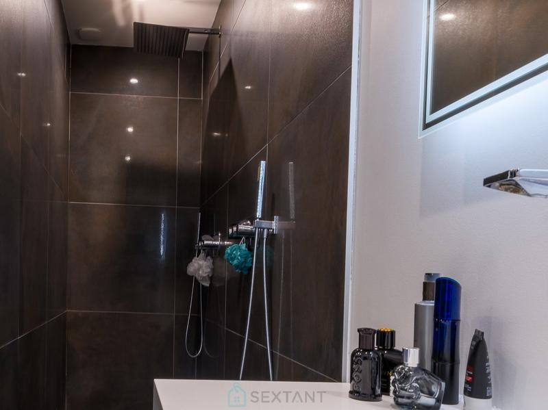 Villa - 318 m² - 7 pièces