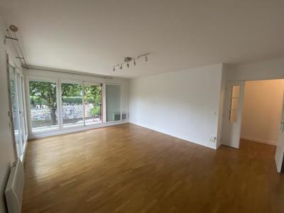 Appartement - 88 m² - 4 pièces