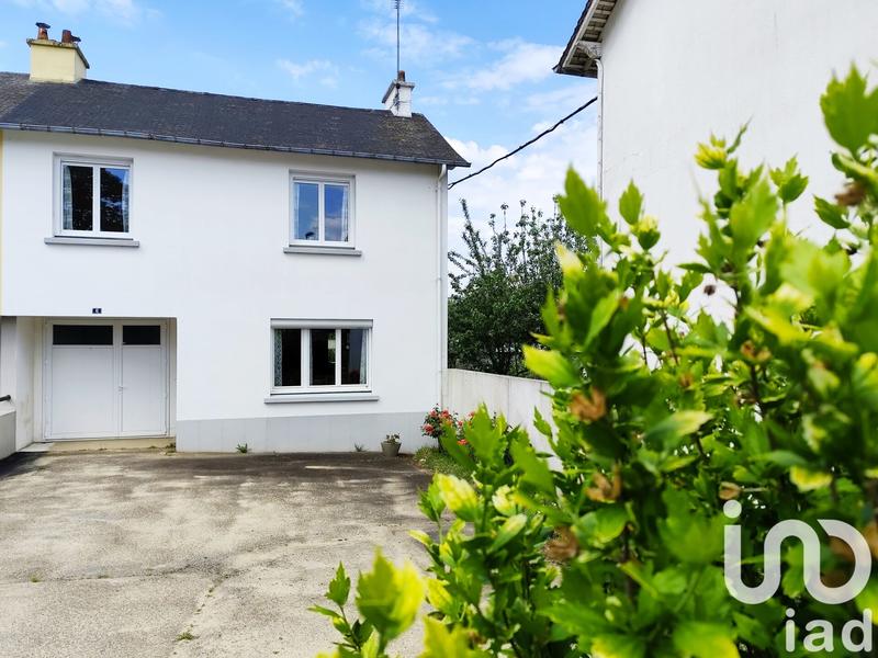 Maison - 99 m² - 5 pièces