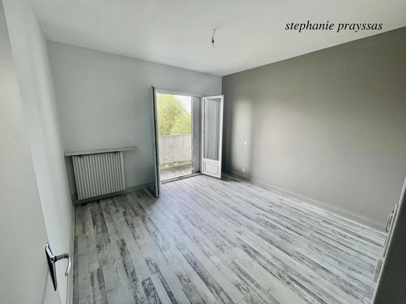 Maison jumelée - 111 m² - 5 pièces