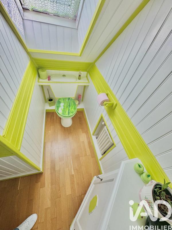 Maison - 210 m² - 6 pièces