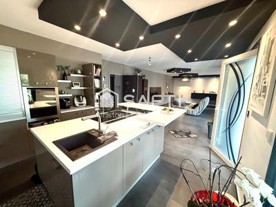 Maison - 133 m² - 6 pièces