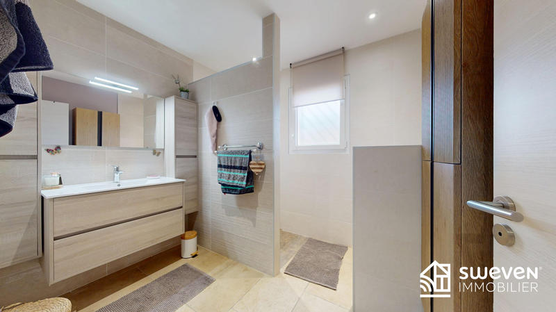 Maison - 107 m² - 3 pièces