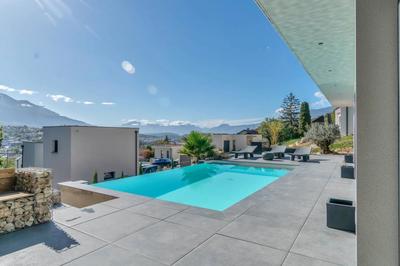 Villa - 159 m² - 6 pièces