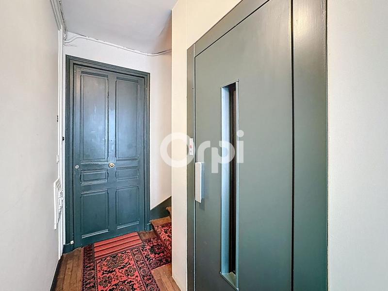 Appartement - 100 m² - 5 pièces