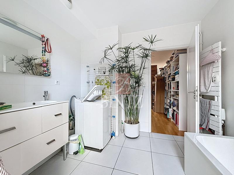 Appartement - 99 m² - 3 pièces