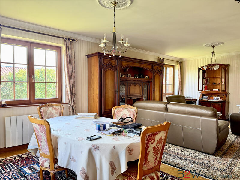 Maison - 151 m² - 7 pièces