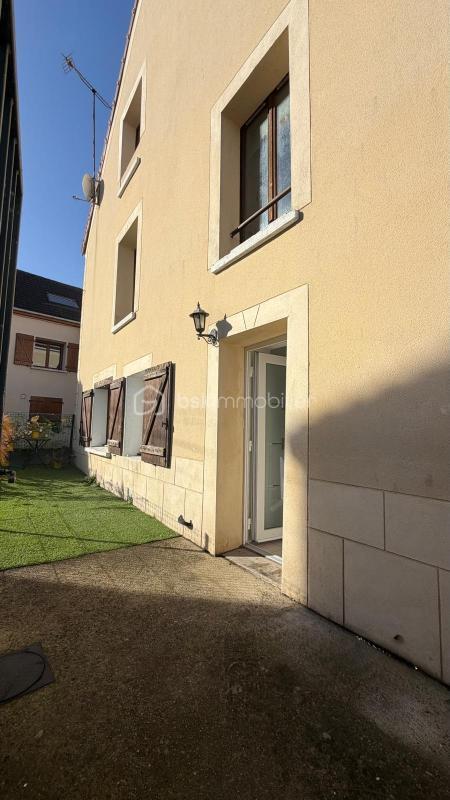 Maison de ville - 112 m² - 5 pièces