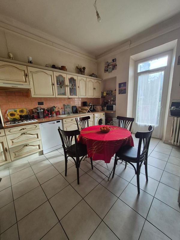 Appartement - 75 m² - 3 pièces
