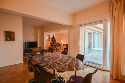 Maison - 213 m² - 7 pièces