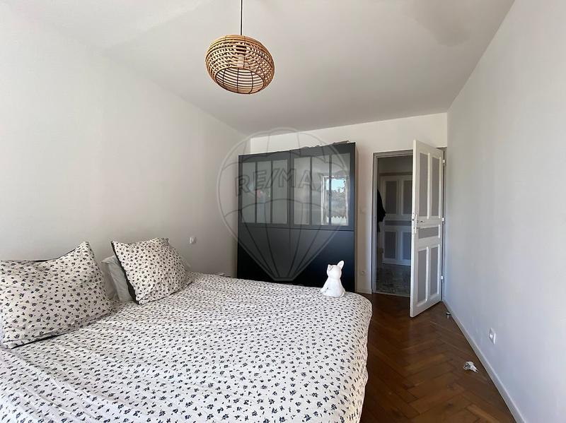 Maison - 205 m² - 7 pièces