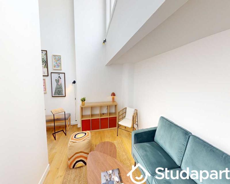 Chambre - 160 m² - 1 pièce