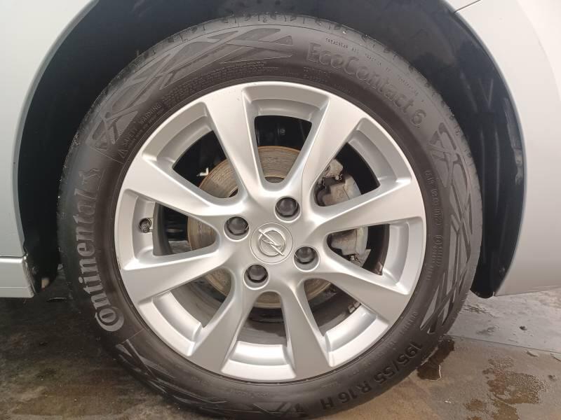 Opel Corsa 1.2 75 ch Bvm5 Edition