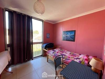 Appartement - 77 m² - 5 pièces