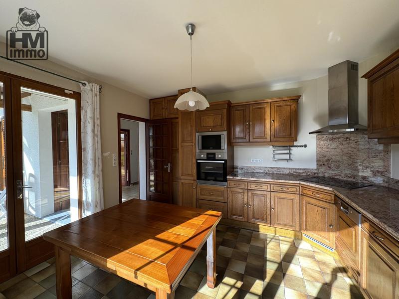 Maison - 169 m² - 7 pièces