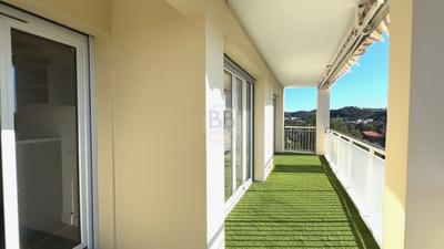 Appartement - 74 m² - 3 pièces