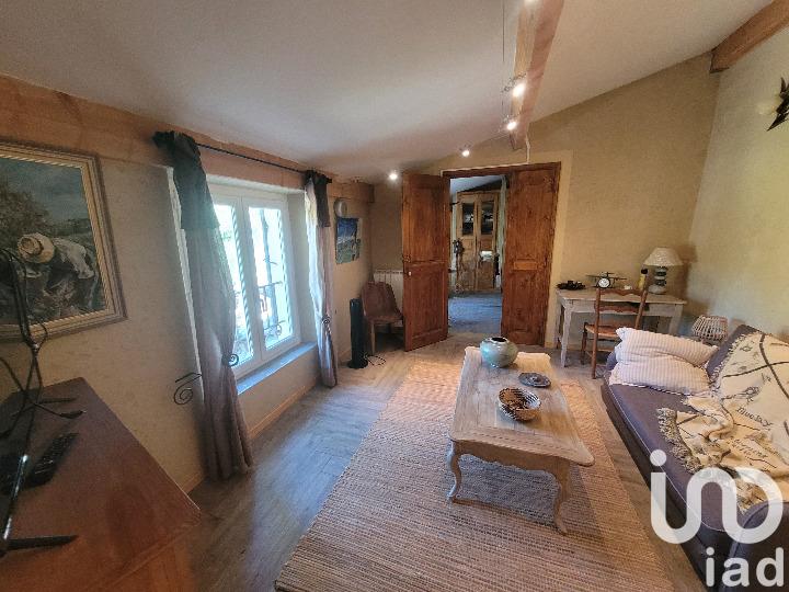 Maison - 445 m² - 15 pièces