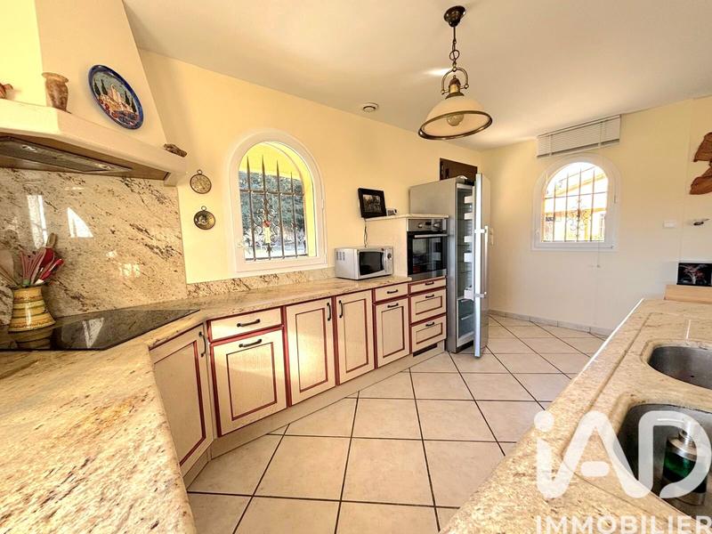 Maison - 172 m² - 4 pièces