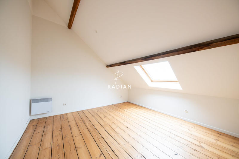 Maison - 224 m² - 7 pièces