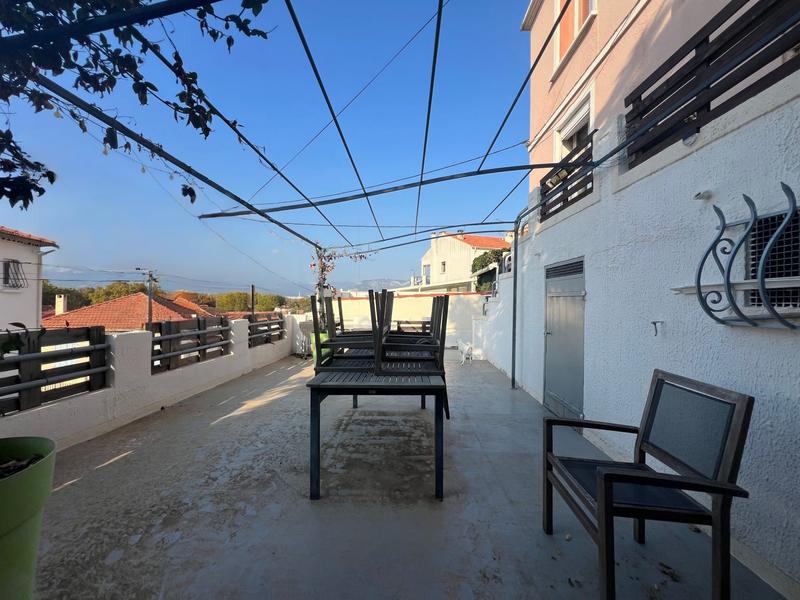 Maison - 100 m² - 6 pièces