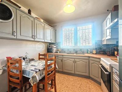 Villa - 90 m² - 4 pièces