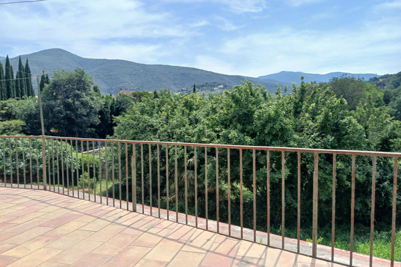 Maison - 92 m² - 5 pièces