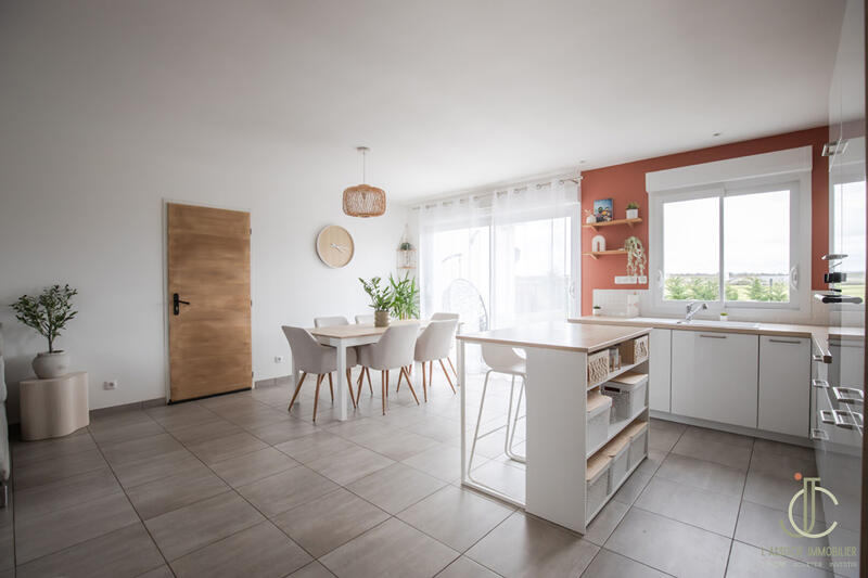 Maison - 76 m² - 3 pièces