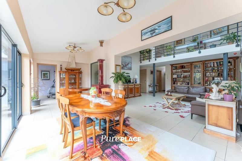 Maison - 164 m² - 6 pièces