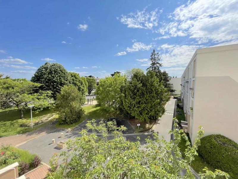 Appartement - 82 m² - 4 pièces