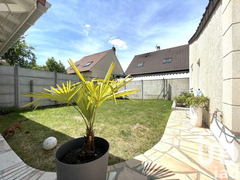 Maison - 92 m² - 5 pièces