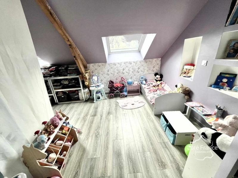 Maison - 140 m² - 7 pièces