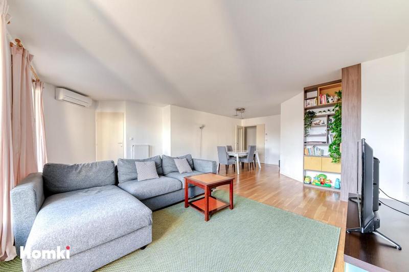 Appartement - 123 m² - 5 pièces