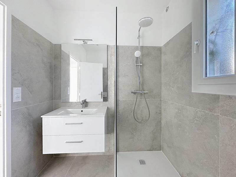 Appartement - 96 m² - 4 pièces