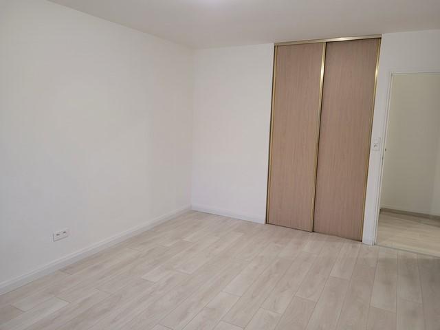 Maison - 204 m² - 7 pièces