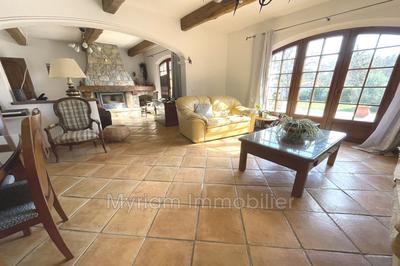 Maison - 176 m² - 5 pièces