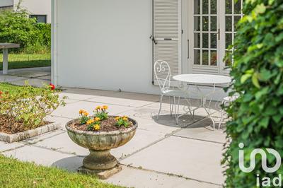 Maison - 205 m² - 5 pièces