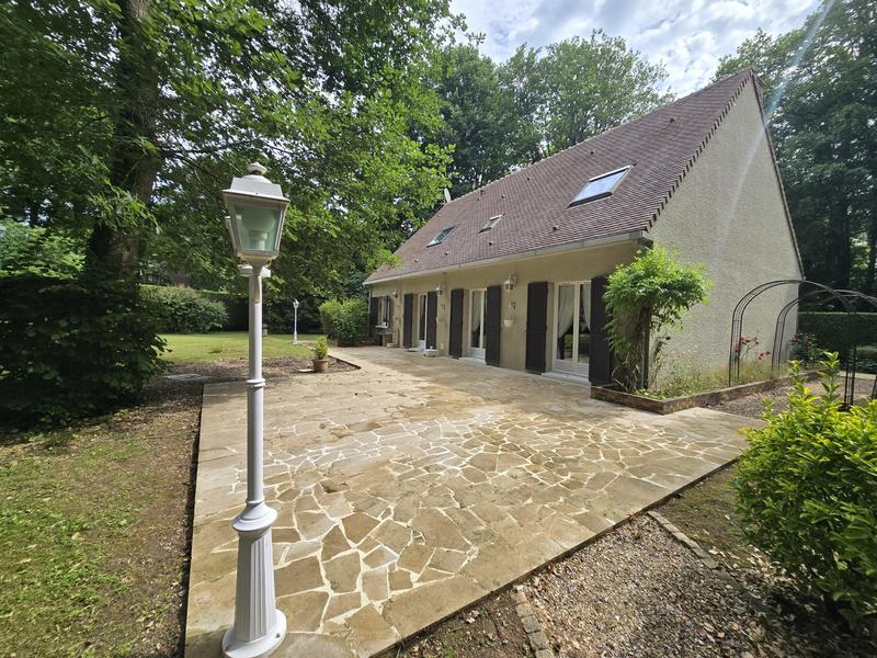 Maison - 168 m² - 5 pièces