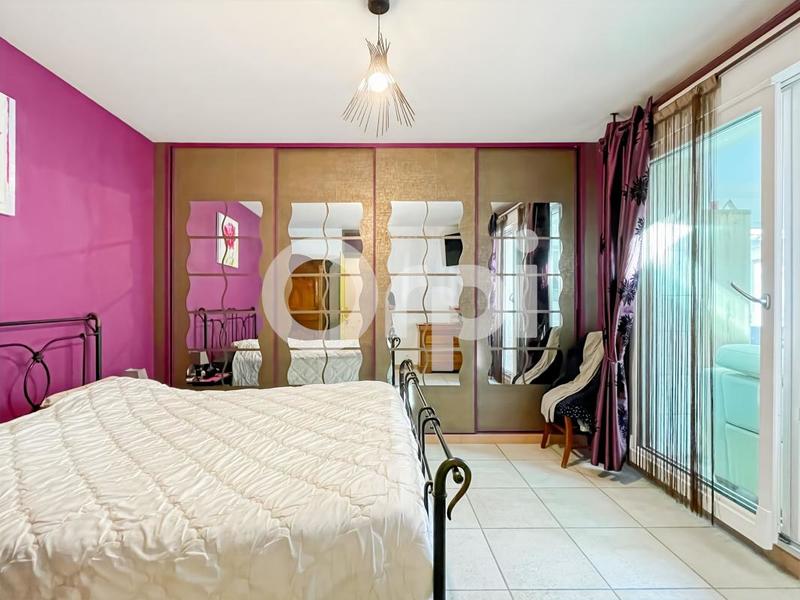 Maison - 275 m² - 4 pièces