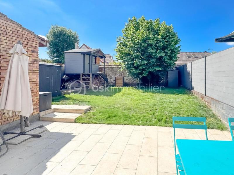 Maison - 100 m² - 6 pièces