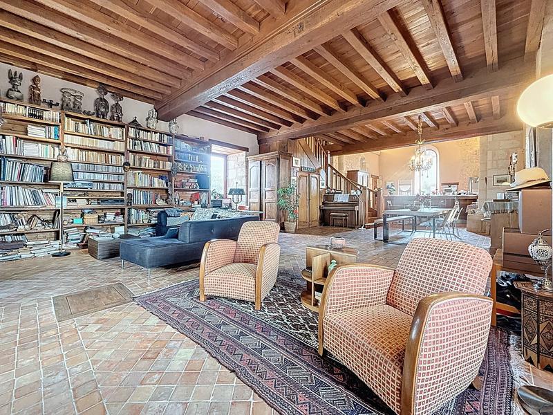 Maison - 180 m² - 4 pièces