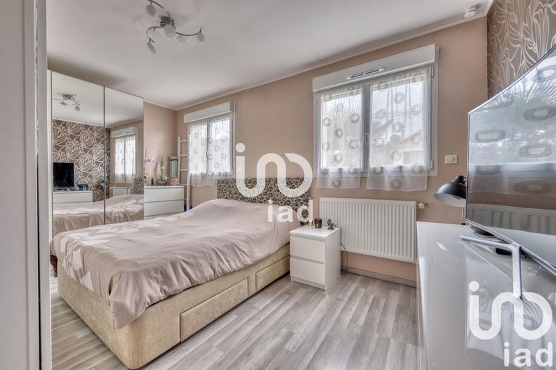 Maison - 98 m² - 4 pièces