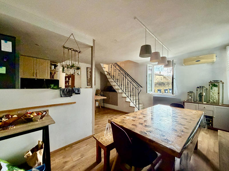 Maison - 96 m² - 4 pièces