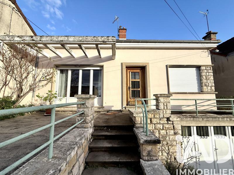 Maison de ville - 219 m² - 10 pièces